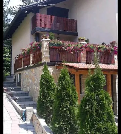Niva Apartment